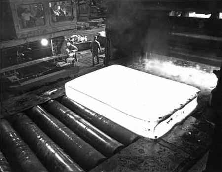 世界轧机之王——鞍钢5.5米特宽厚板轧机