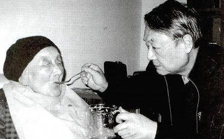 马社香：获得自由的毛远新