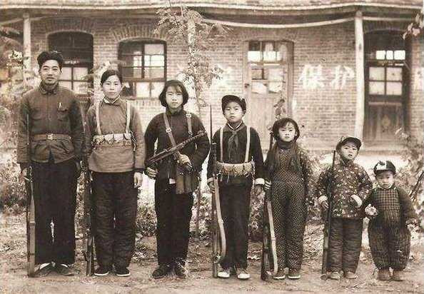 祝玉湖丨毛泽东：阶级斗争一抓就灵