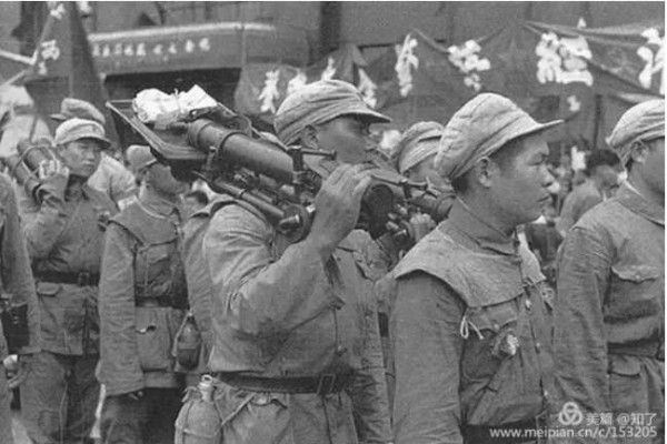 1949年5月27日上海解放了！