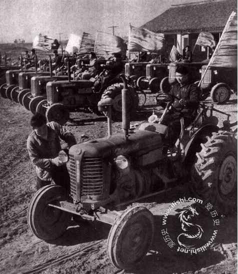 毛泽东社会主义光明道路——农业合作化运动