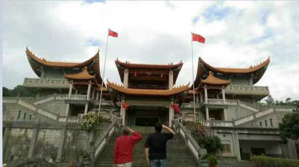 专访台湾人魏明仁：在自己的国土上升起五星红旗