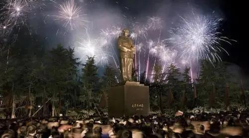 今夜我们为您守岁：韶山“容灾备份”的是人民之魂