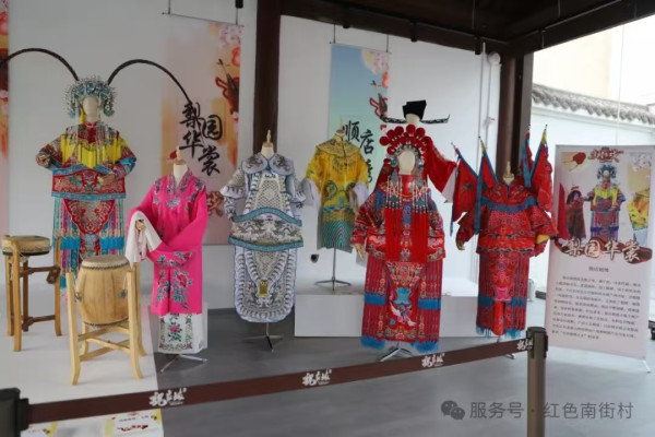 南街村艺术学校参加河南省2024“咱村有戏”精品汇演