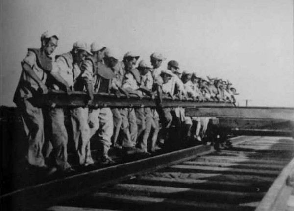 铁道兵概况——消失的英雄部队