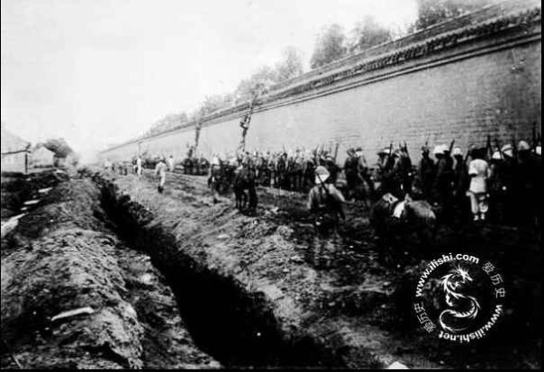 晚清八国联军进北京 部分百姓争做“带路党”