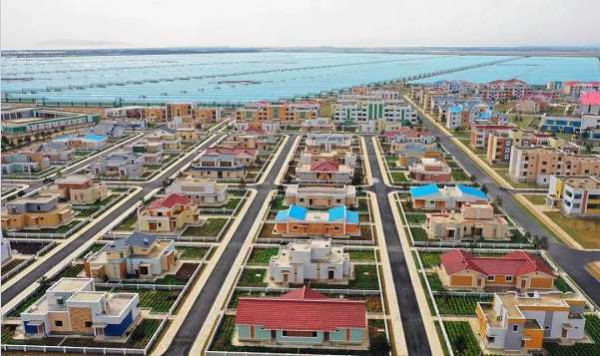 为了人民的幸福——在伟大领导者金正日同志诞辰81周年之际