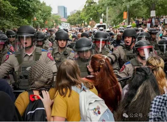 铁拳砸烂腐朽,新绿郁郁勃发 | 纪念五四运动一百零五周年