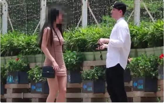 我们去中国吧！中国人当我们是上帝！”“洋垃圾们”在中国为什么会有这么多嚣张的资本