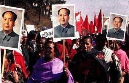 毛泽东晚年是改变中国和世界面貌的政治家