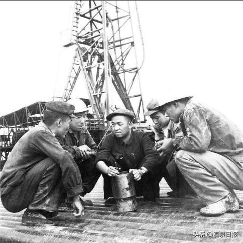 一生信仰铁与火 顶天立地成标杆——纪念王进喜逝世50周年