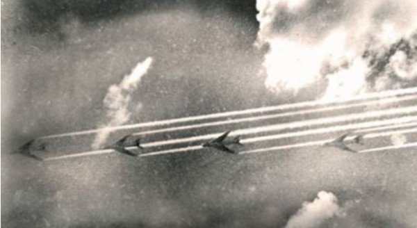 歼六曾是国土防空中流砥柱，4架老六轮爆美军电子侦察机
