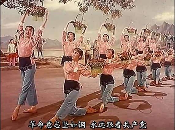 定要烧毁黑暗的旧世界：1971年《白毛女》