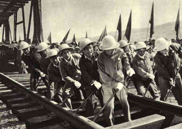 庆五一，新中国工程掠影