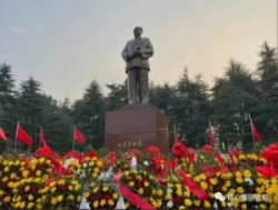 肖志夫：关于美国“毛泽东热”的“冷思考”