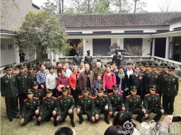 李讷、毛远新现身武昌 出席纪念董必武、毛泽民活动(罕见实拍)