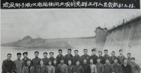 毛泽东时代：全国修建水库85600多座，总库容4200多亿立方,灌溉面积扩增9亿亩