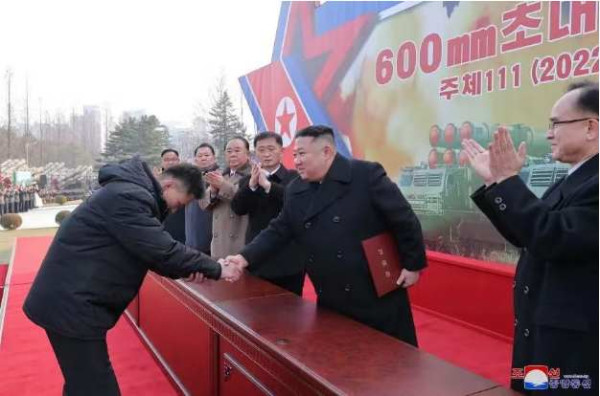 朝中社：军工部门工人阶级献给伟大的我们党全会的忠诚礼物