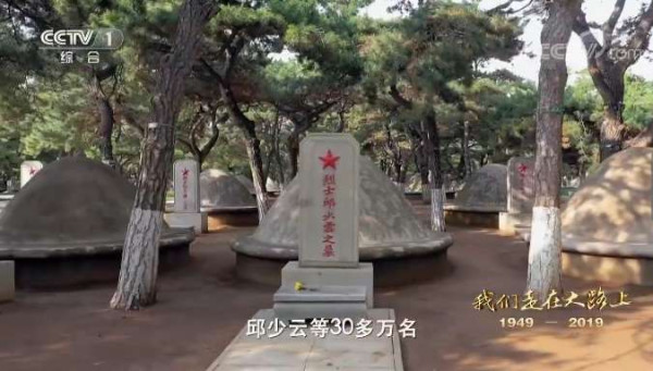 一位父亲珍藏了26年的一个箱子