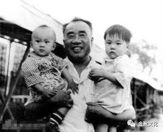 公者千古,私者一时 | 深彻缅怀朱老总