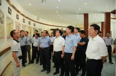 云南昭通市党政代表团到毕节考察