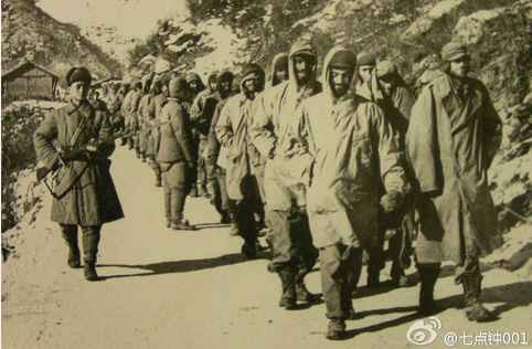 看看八爷是用什么装备打鬼子的