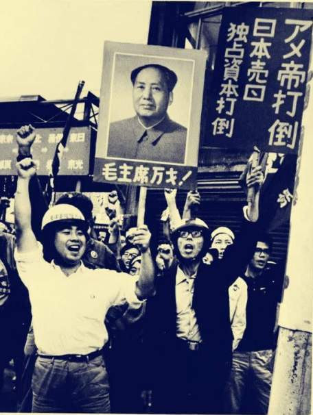 毛主席为何能对西方文化产生如此深刻的影响？