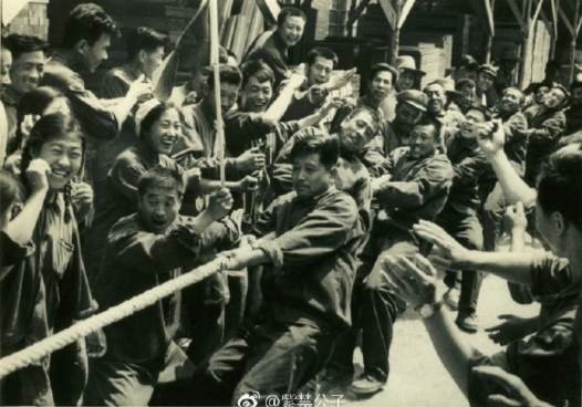 发展体育运动增强人民体质 看我国五十年前的体育运动会老照片