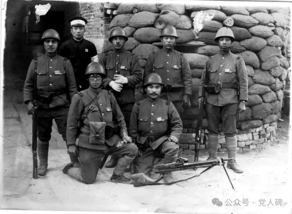 不能投降，因为老百姓都看着我们