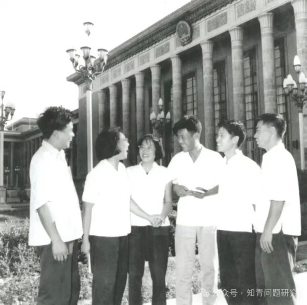 侯隽:对知青上山下乡问题说点心里话