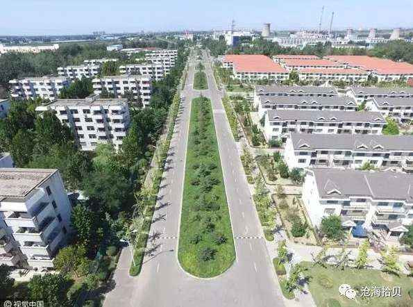 以毛泽东思想为指针坚定不移走社会主义道路的楷模