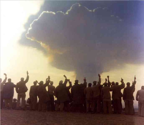 庆五一，新中国工程掠影