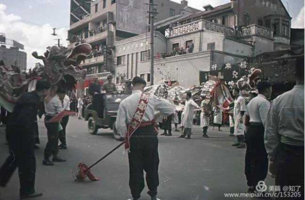 1949年5月27日上海解放了！