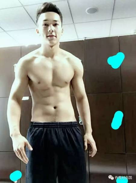 我是古丽，我是中国人，我爱我的国家，我也渴望被爱