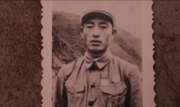 抗美援朝老战士孙景坤三过鸭绿江，身上“每块伤疤都是勋章”