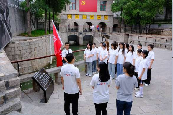 “牢记嘱托践使命，行走中原看巨变”