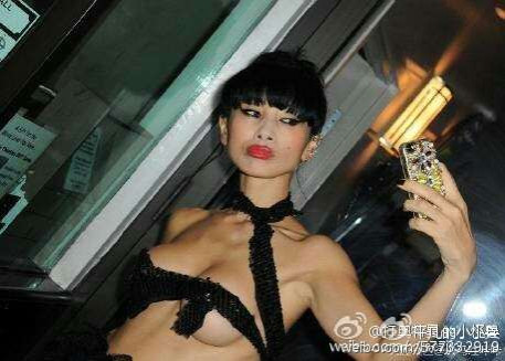 黎阳：刘亚洲侮辱国歌绝非巧合