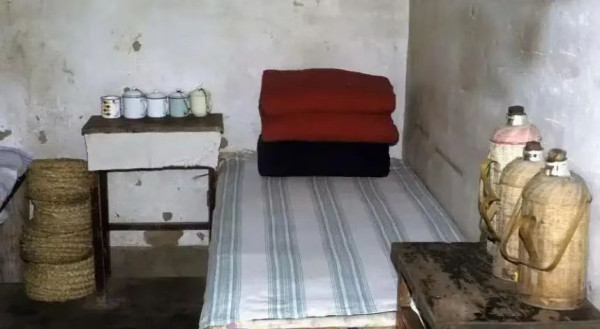 秦明：在董小姐们的长辈眼中，五七干校就是“牛棚”