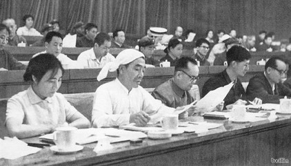 张宏良：共产主义殉道者的千古悲剧（2015）