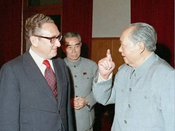 忆往事丨熊蕾：那一刻，“亮相”发言震撼世界