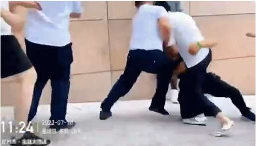 河南村镇银行取款难储户发声