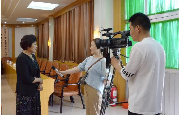 十多家省级以上媒体聚焦南街村