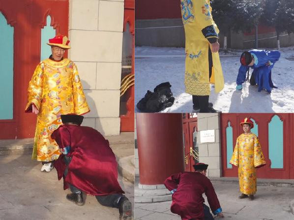 父亲雪天扮太监下跪赚救命钱