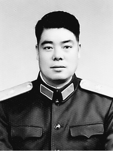 红二十八军人物志——肖选进少将