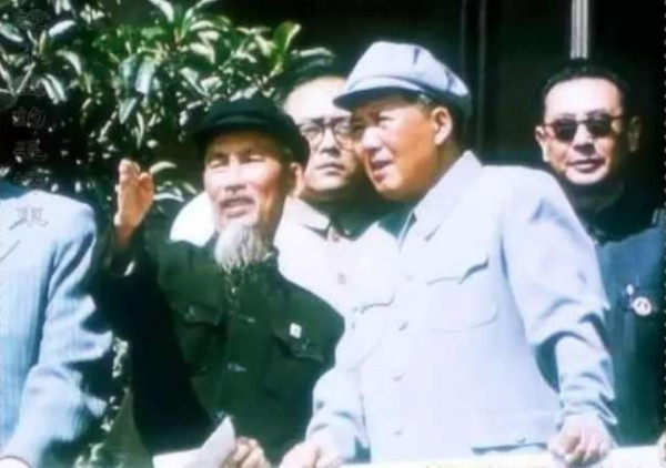 毛主席轻轻发了一句话，美国军方始终不敢越雷池一步