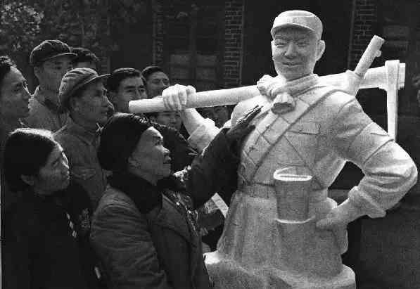 激情岁月！共和国留下父辈们创业的足印（14）