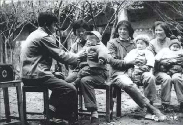 档案 | 1965年6月26日,毛泽东怒批卫生部,催生中国“赤脚医生”