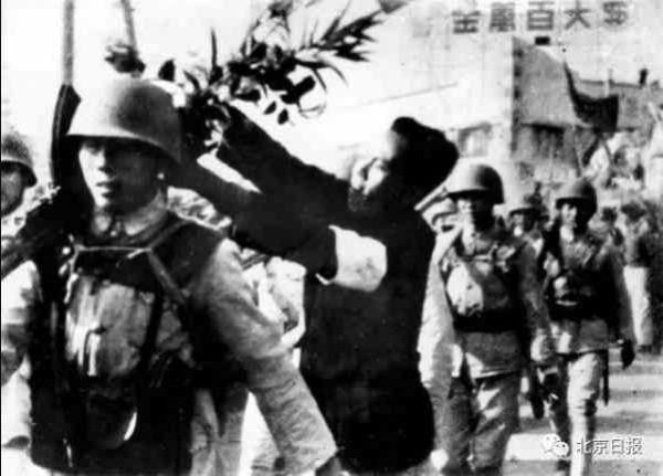 70年前这场胜利天翻地覆！毛泽东亲自写下这篇通讯