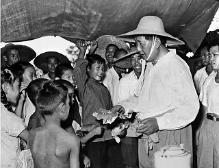 毛主席逝世44周年丨不忘初心，人民永远怀念您！