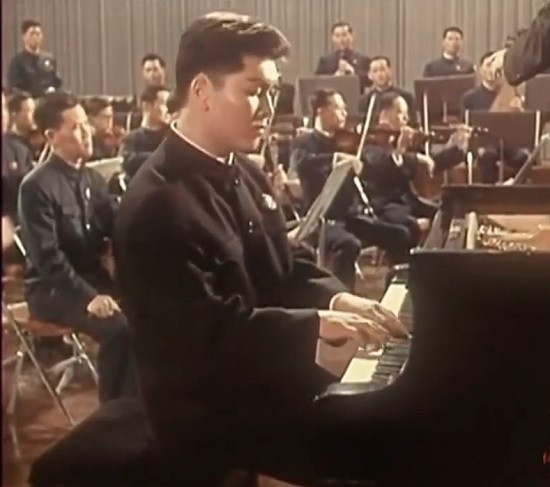 梁长江:钢琴协奏曲《黄河》欣赏——奏响新命运